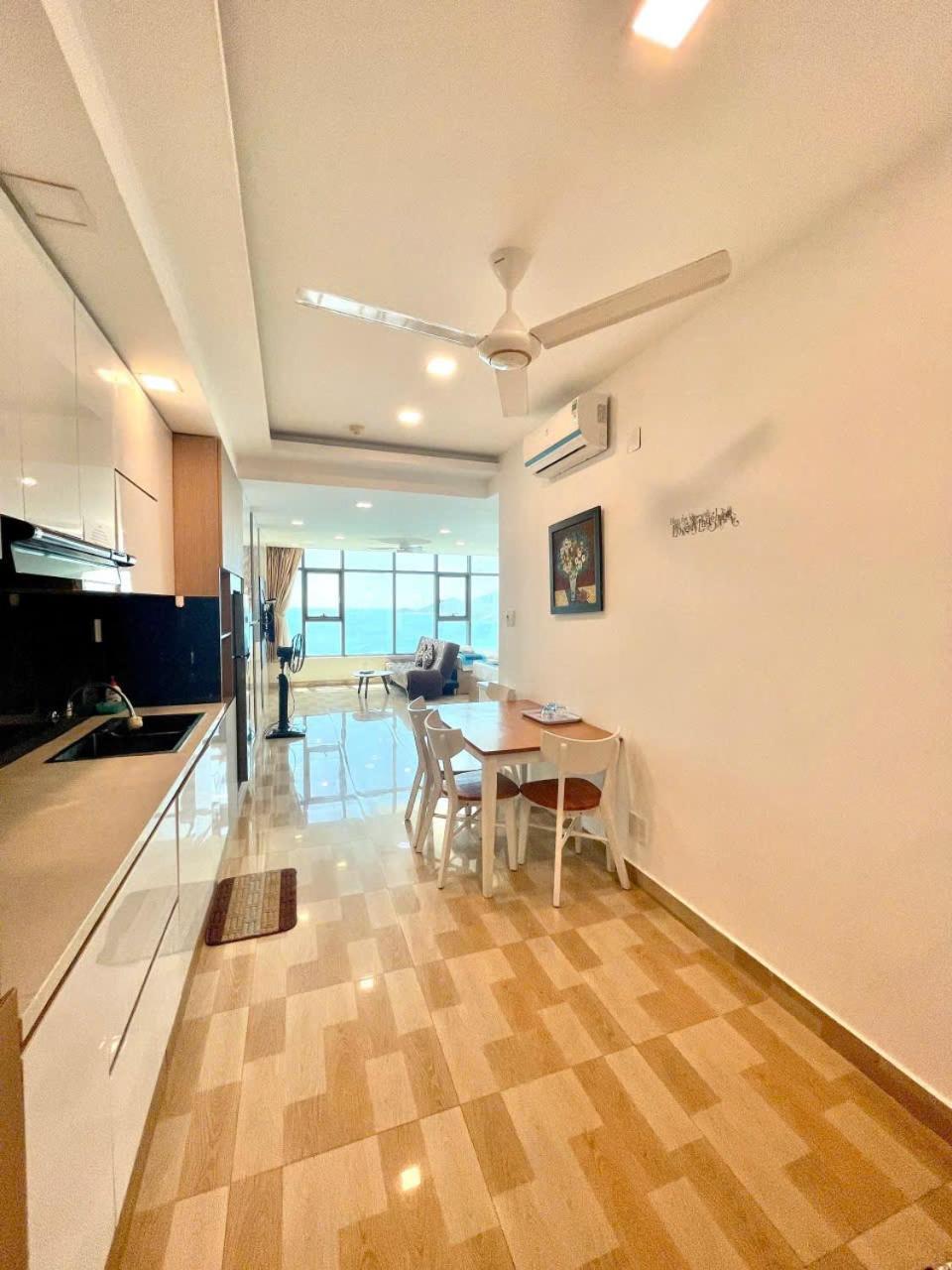 Gold Beach Nha Trang Apartment Eksteriør bilde